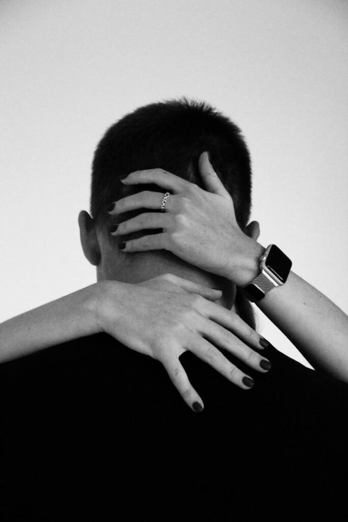 رواية عيناك ملاذي (كاملة) جميع الفصول بقلم سارة علي